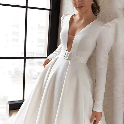 Shailise | Abito bianco di raso fine in elegante stile francese